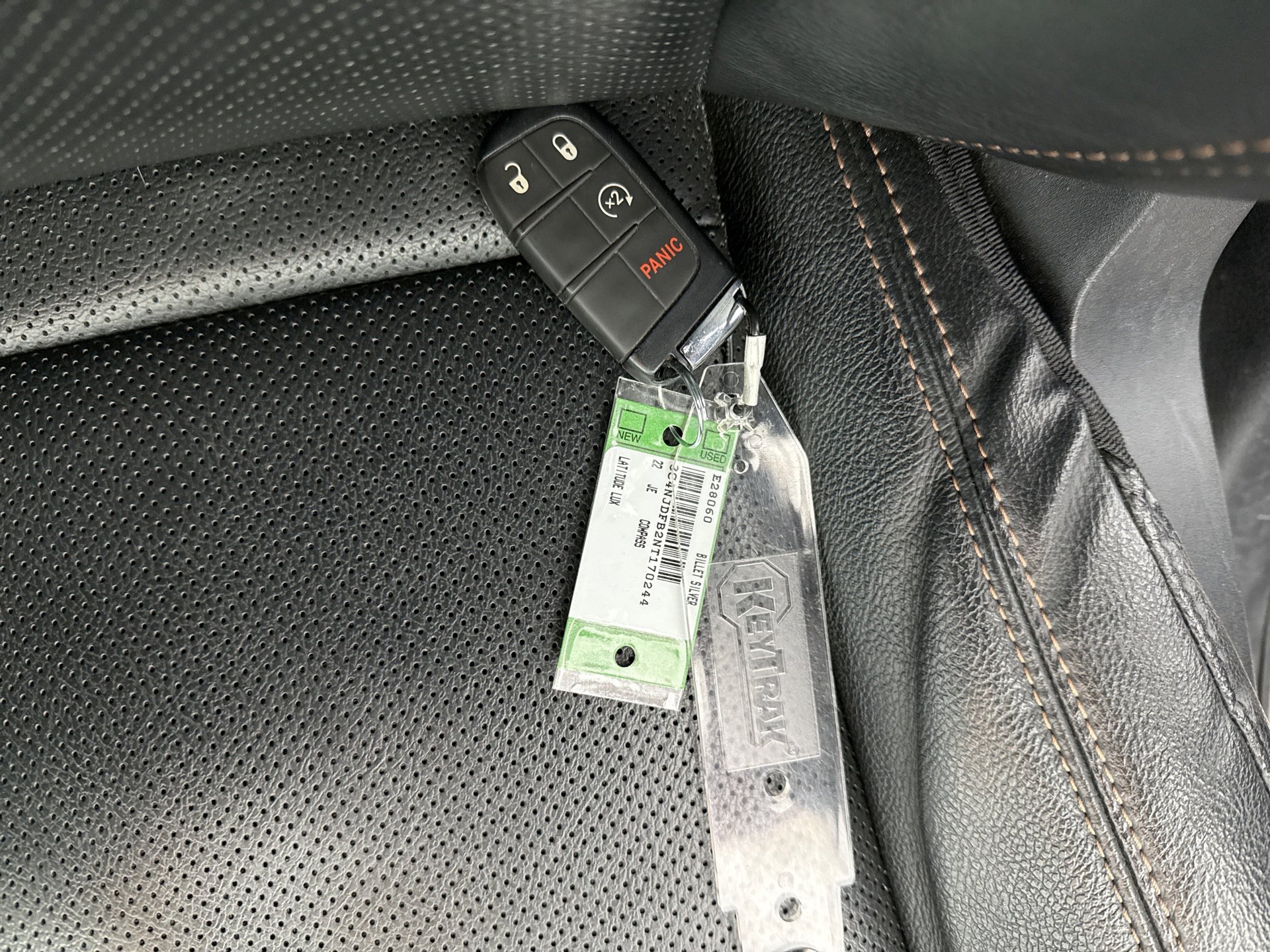 Used 2022 Jeep Compass Latitude w/ Sun and Sound Group image 11