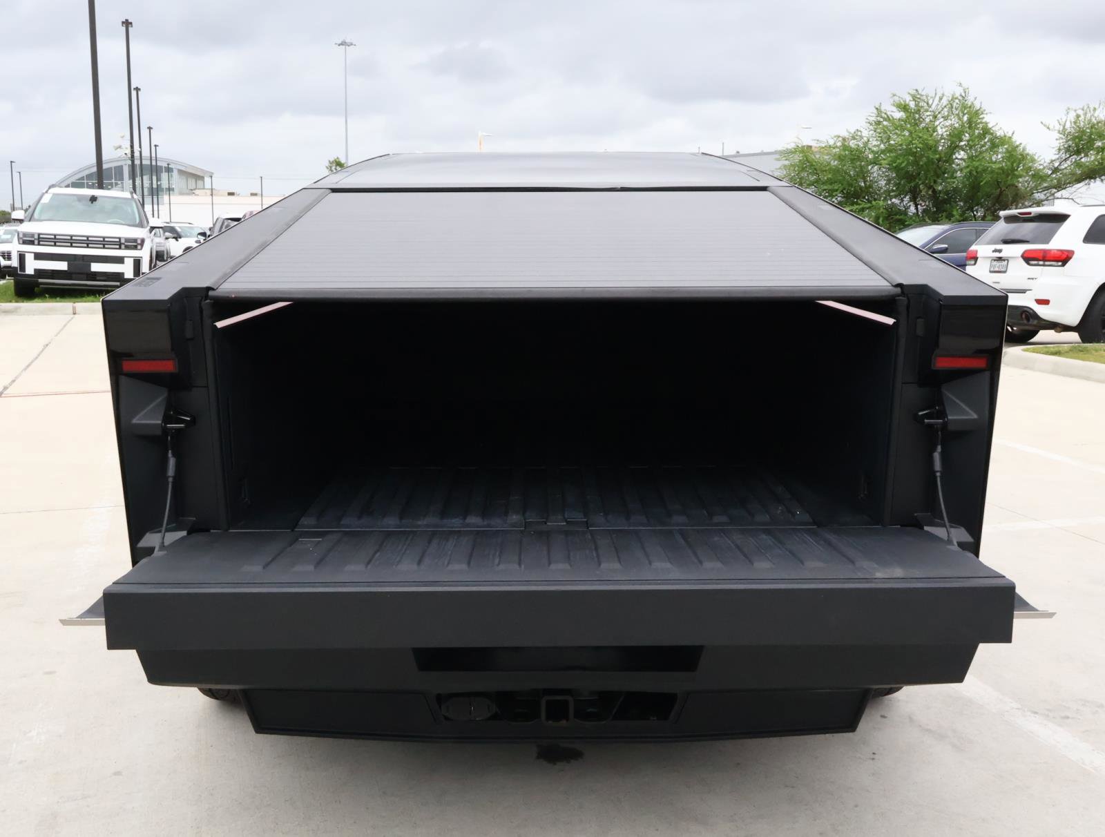 Used 2025 Tesla Cybertruck Cyberbeast image 8