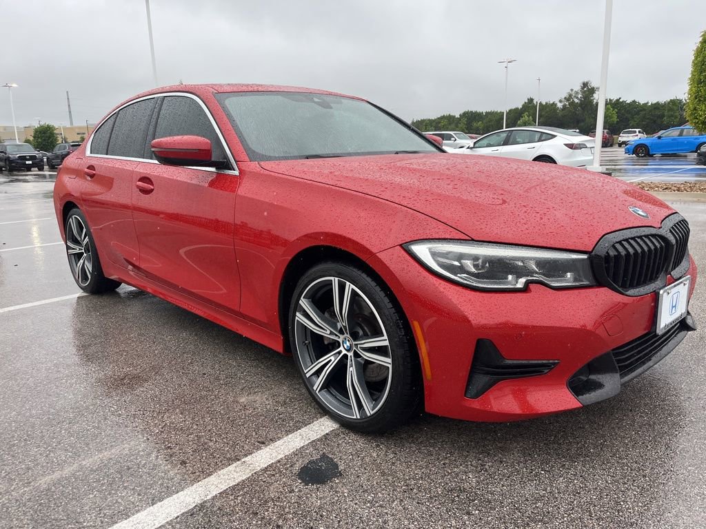Used 2021 BMW 330i Sedan w/ Convenience Package RWD image 3
