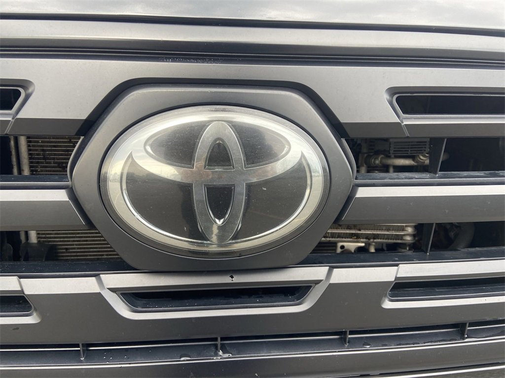 Used 2019 Toyota Tacoma SR w/ SR Convenience Package image 29