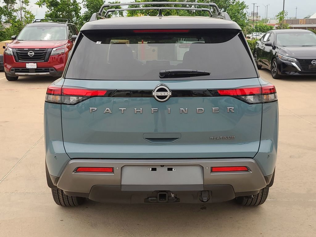 New 2026 Nissan Pathfinder Platinum FWD image 3