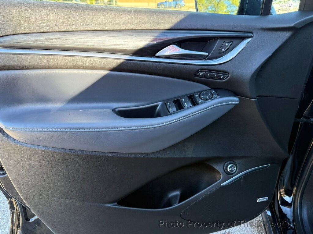 Used 2021 Buick Enclave Premium w/ Sun and Sites Package image 36