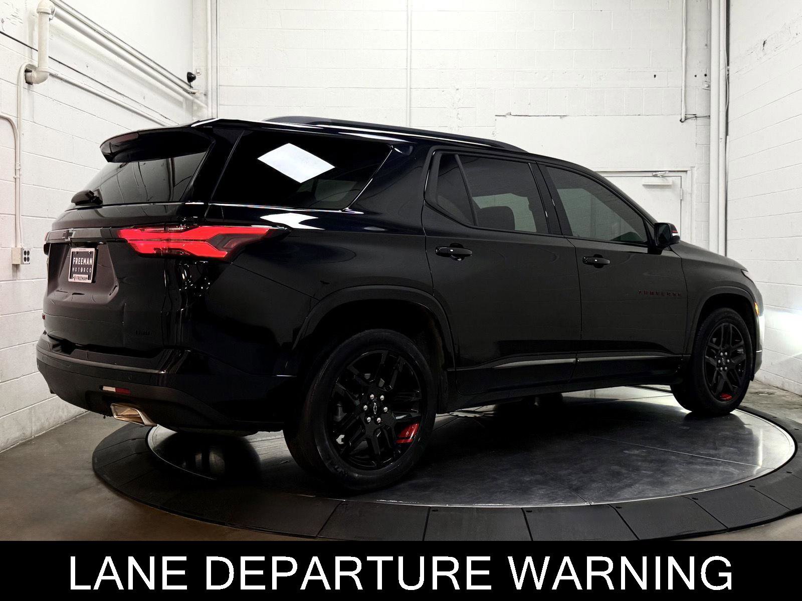 Used 2022 Chevrolet Traverse Premier w/ Redline Edition image 8