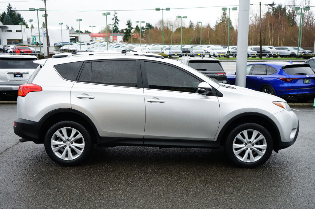 Used 2014 Toyota RAV4 Limited w/ Technology Package image 6