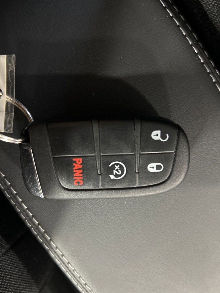 Used 2022 Jeep Renegade Latitude w/ Convenience Group image 30