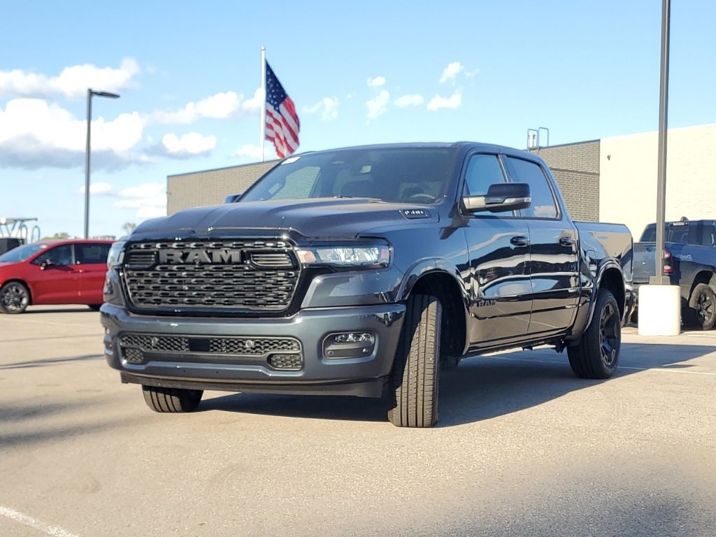 New 2026 RAM 1500 4x4 Crew Cab image 4