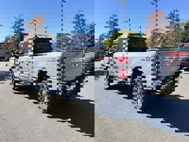 New 2026 Ford F350 Lariat w/ Lariat Ultimate Package image 4