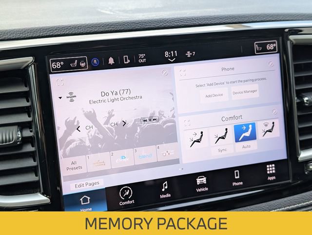 Used 2023 Chrysler Pacifica Touring-L FWD image 20