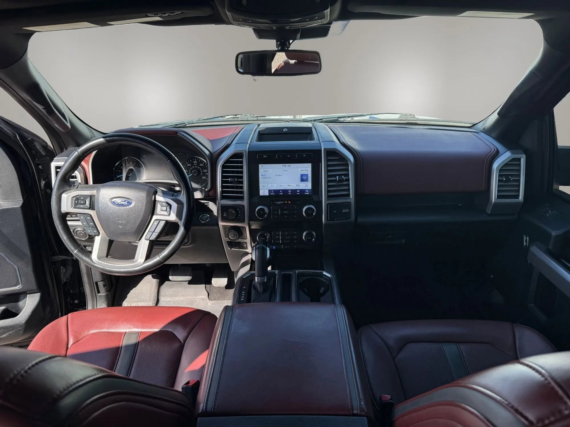 Used 2019 Ford F150 Platinum w/ Technology Package AWD/4WD image 32