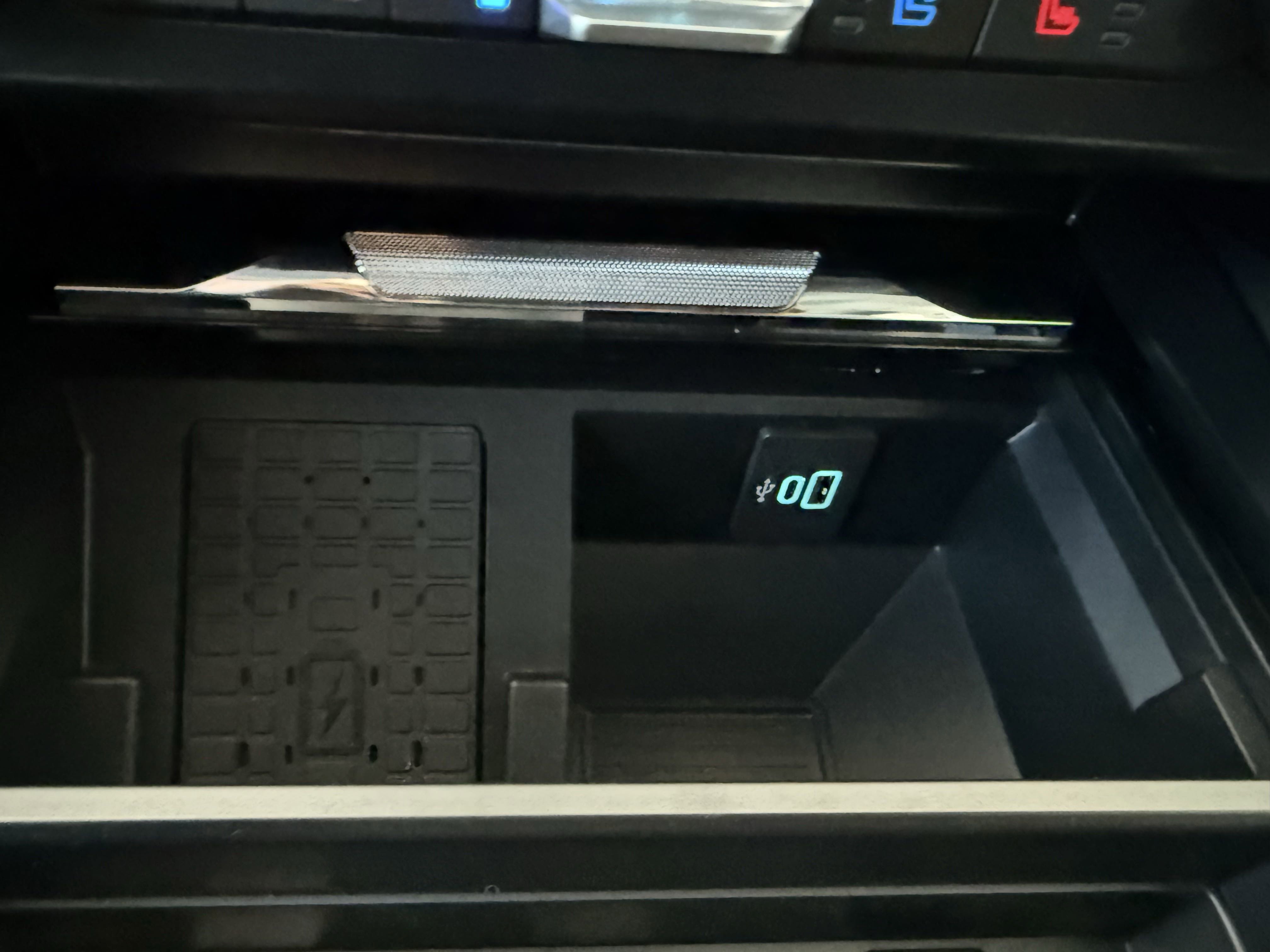 New 2025 Ford F250 Lariat image 33