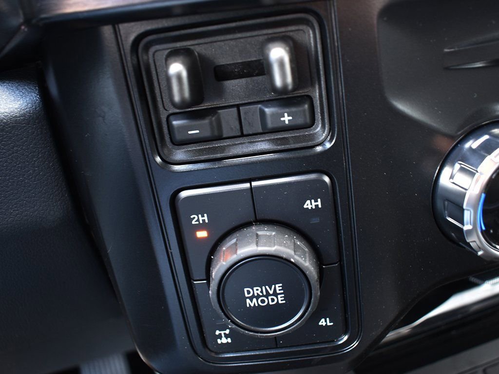 New 2026 Ford F350 Lariat w/ FX4 Off-Road Package image 25