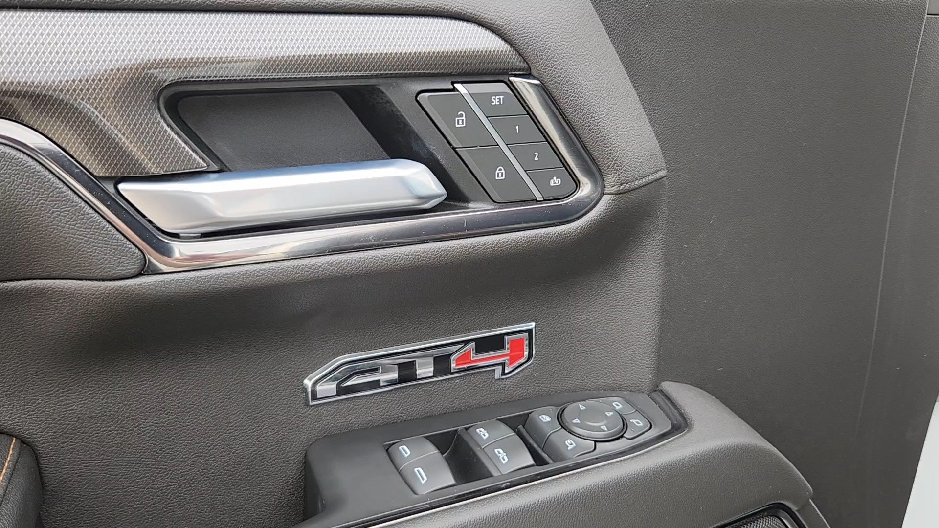 Used 2022 GMC Sierra 1500 AT4 w/ AT4 Premium Package AWD/4WD image 7