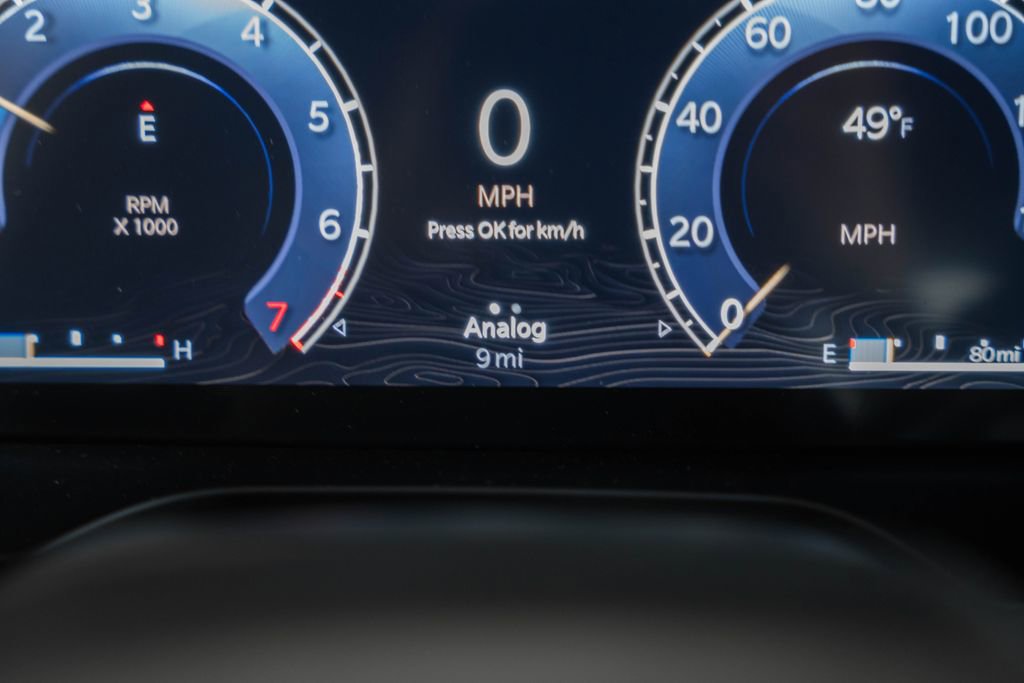 New 2025 Jeep Grand Cherokee Altitude w/ Trailer Tow Package image 40