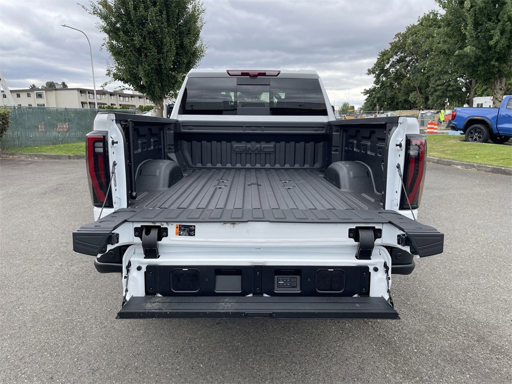 New 2025 GMC Sierra 2500 AT4X w/ AT4X AEV Edition image 27