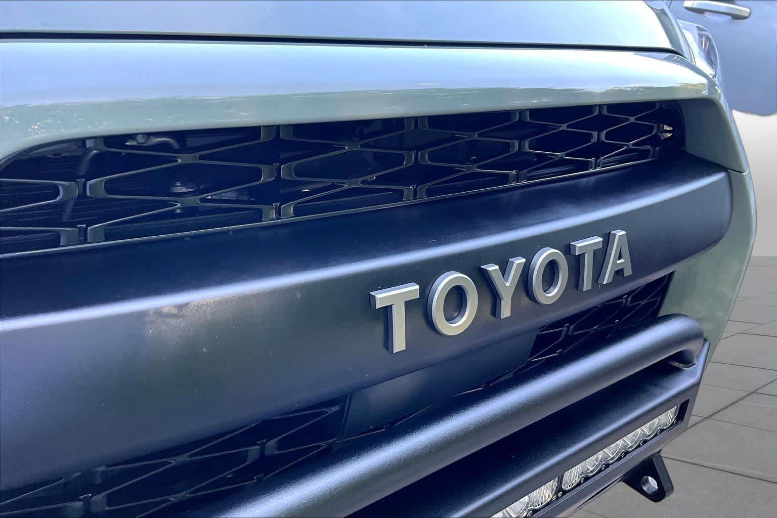 Used 2021 Toyota 4Runner TRD Pro AWD/4WD image 34