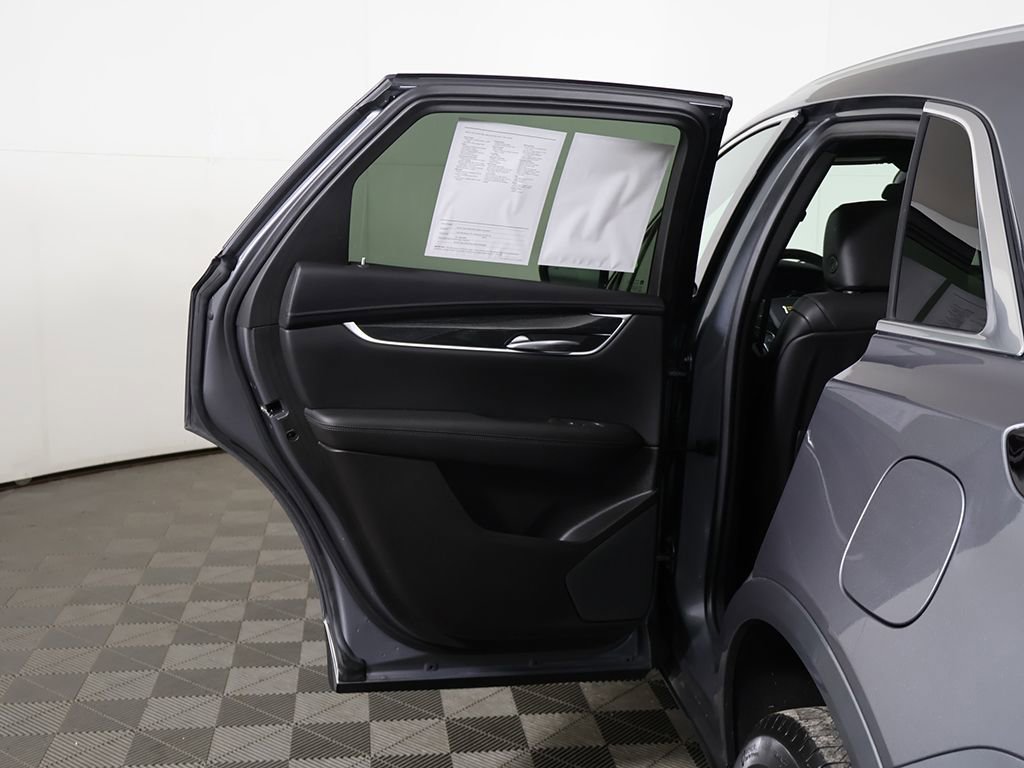 Used 2021 Cadillac XT5 Premium Luxury image 22