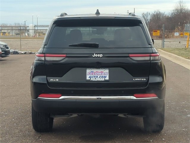 Used 2024 Jeep Grand Cherokee Limited image 4