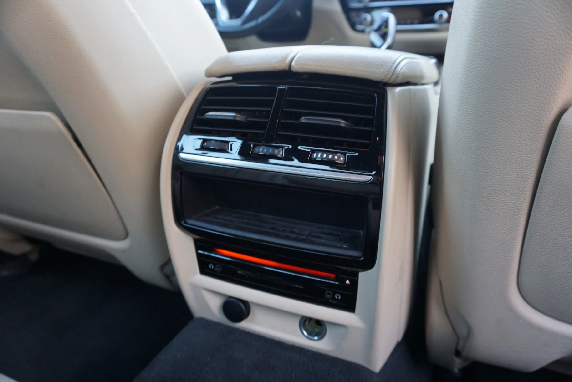 Used 2017 BMW 540i 540i Sedan 4D image 24