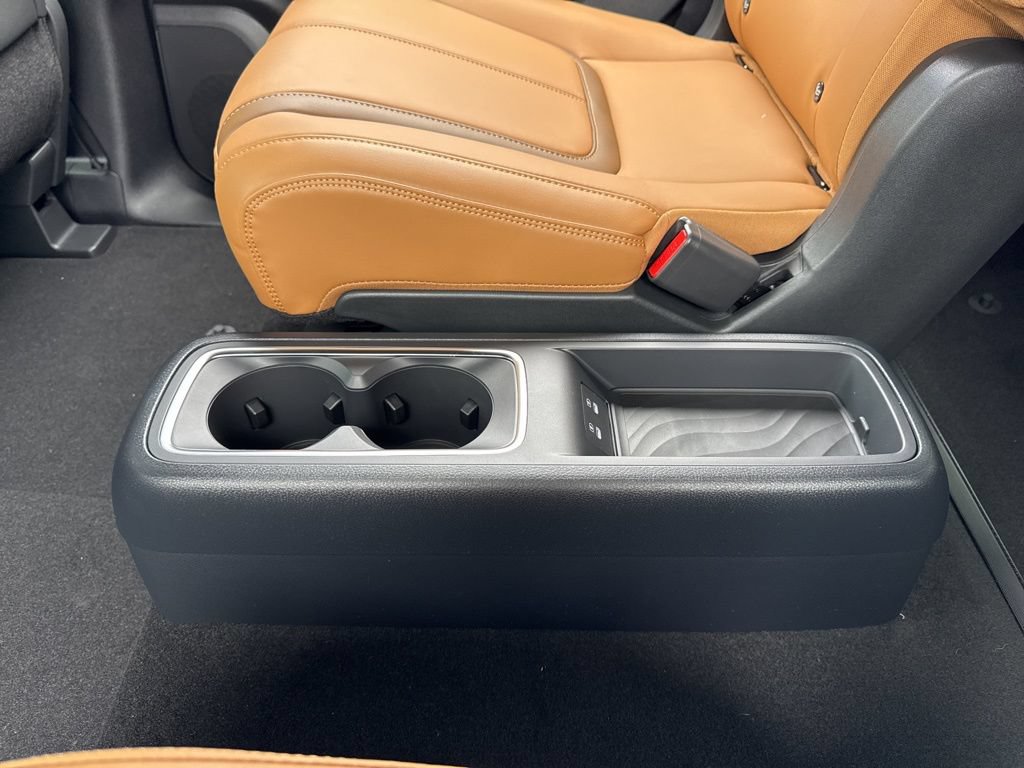 New 2026 Nissan Armada SL w/ Captain's Chari Seat Package AWD/4WD image 20