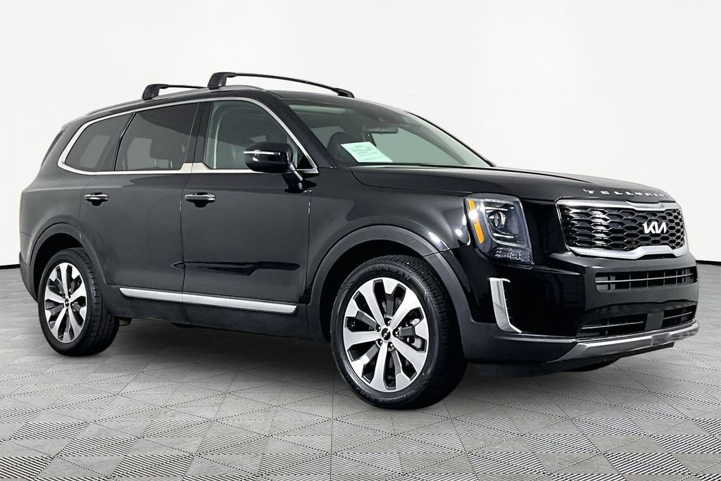 Used 2022 Kia Telluride S FWD image 3