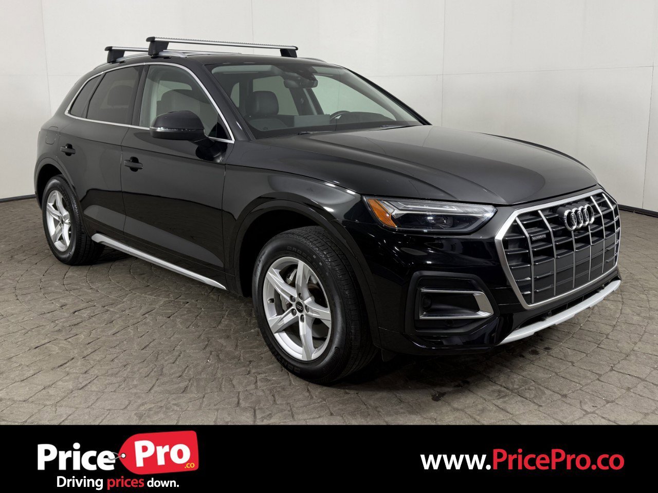 Used 2023 Audi Q5 2.0T Premium w/ Convenience Package AWD/4WD image 1