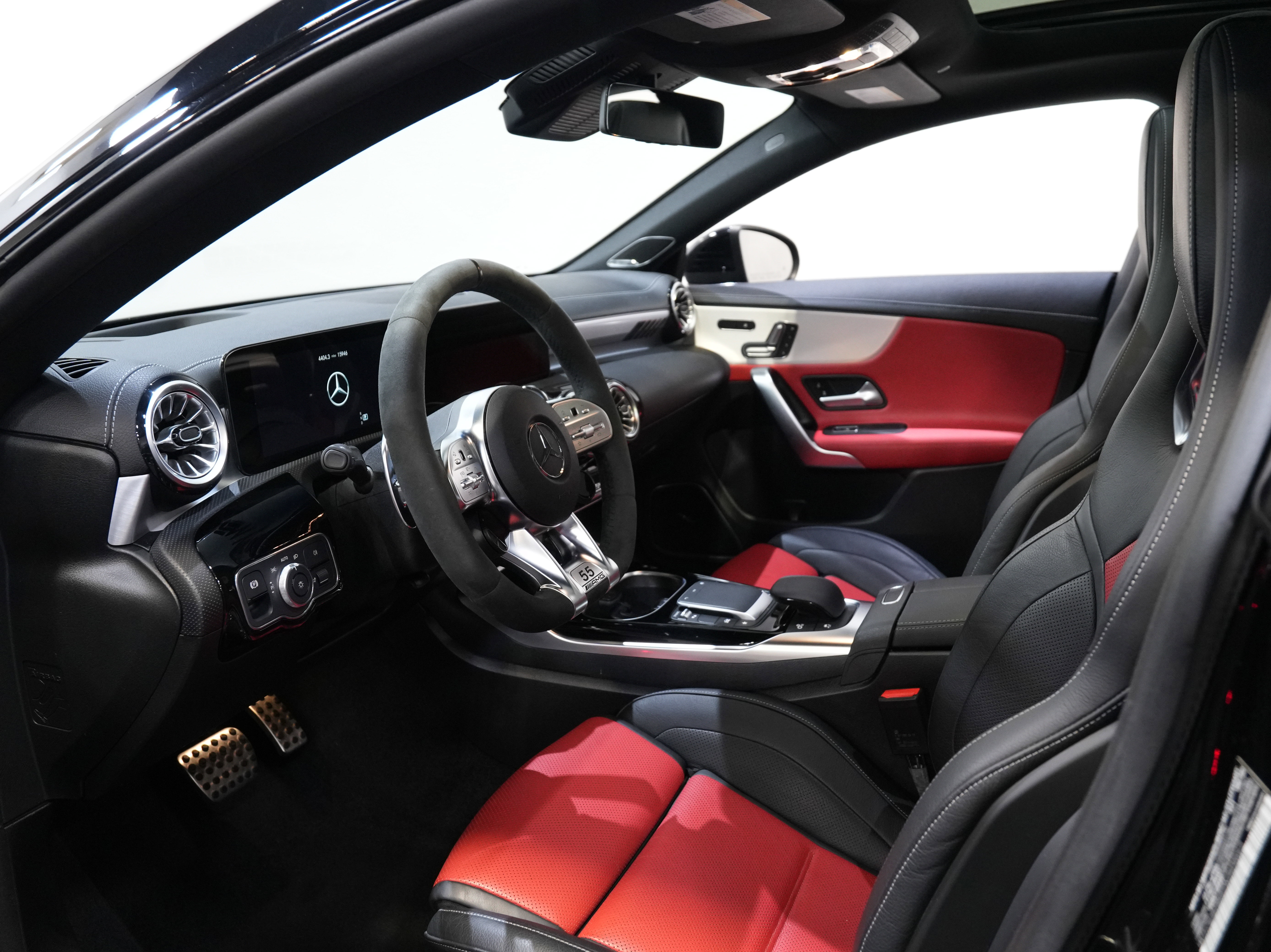 Used 2023 Mercedes-Benz CLA 45 AMG 4MATIC image 34