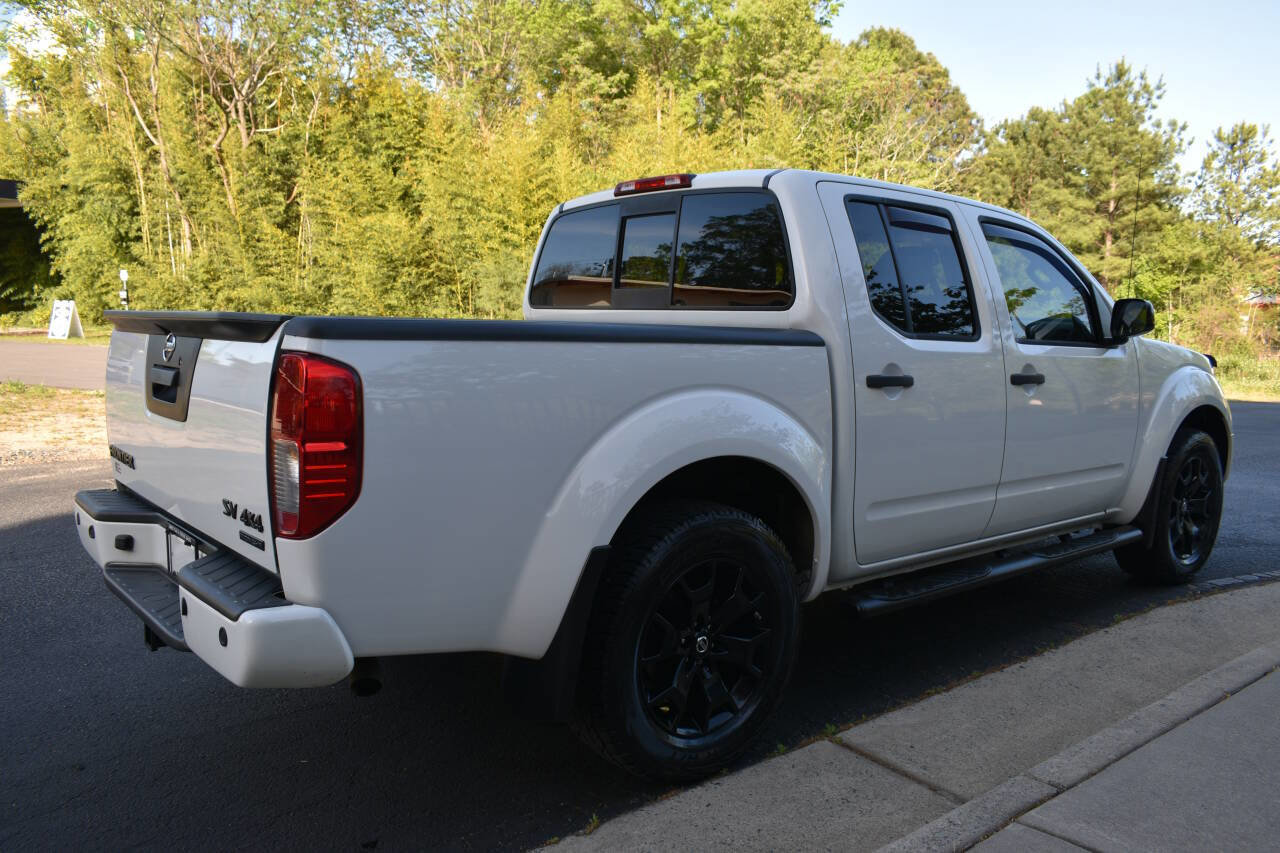 Used 2018 Nissan Frontier SV w/ Value Truck Package AWD/4WD image 3