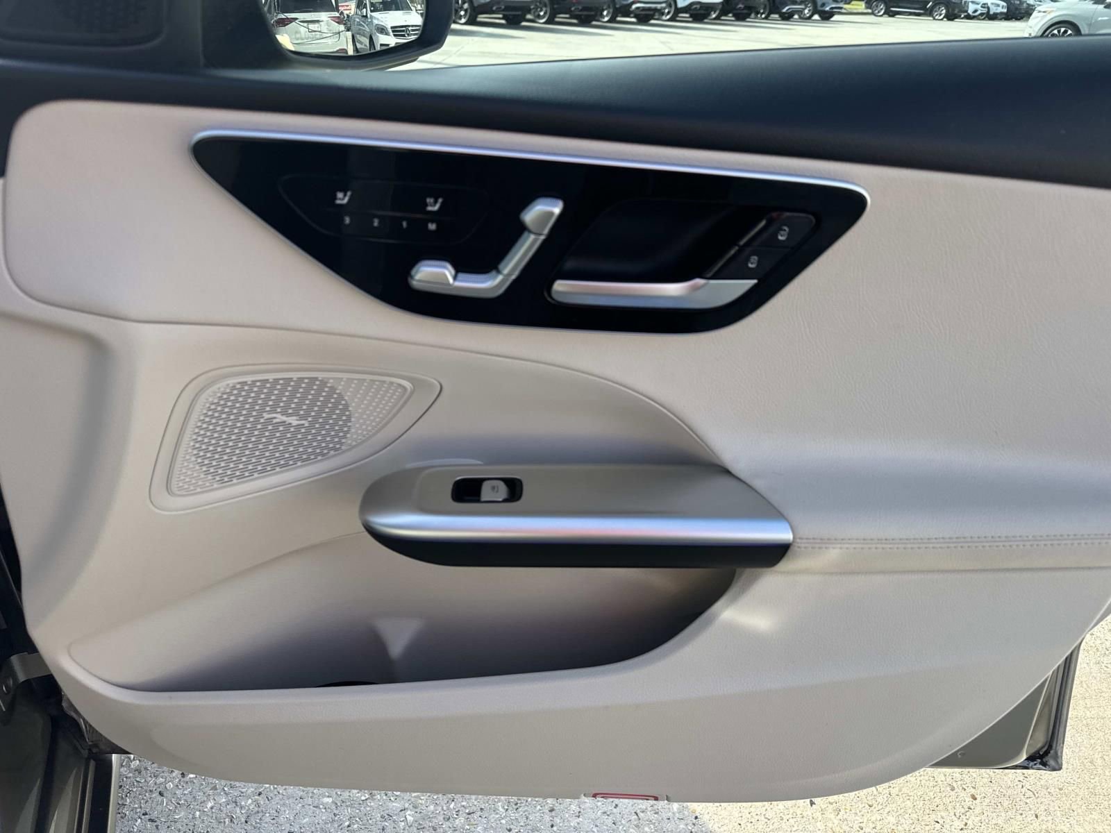 Used 2023 Mercedes-Benz C 300 Sedan image 14