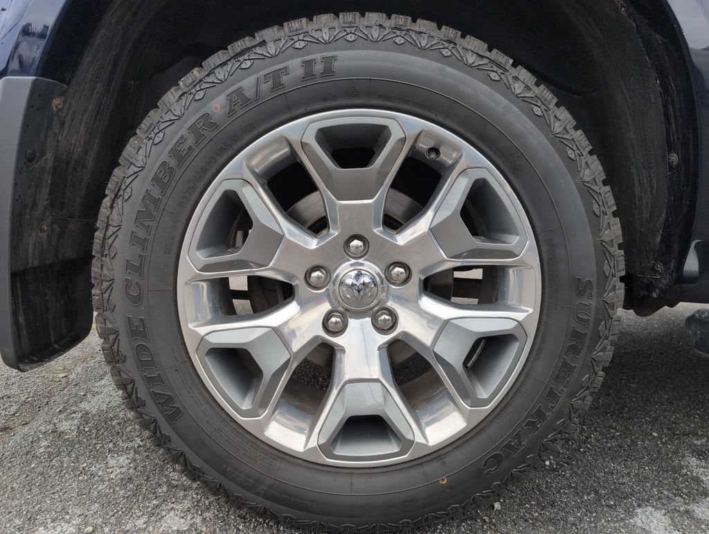 Used 2017 RAM 1500 Limited AWD/4WD image 18