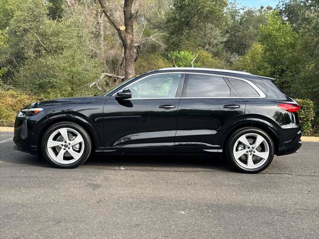 Certified 2025 Audi Q5 Prestige AWD/4WD image 8