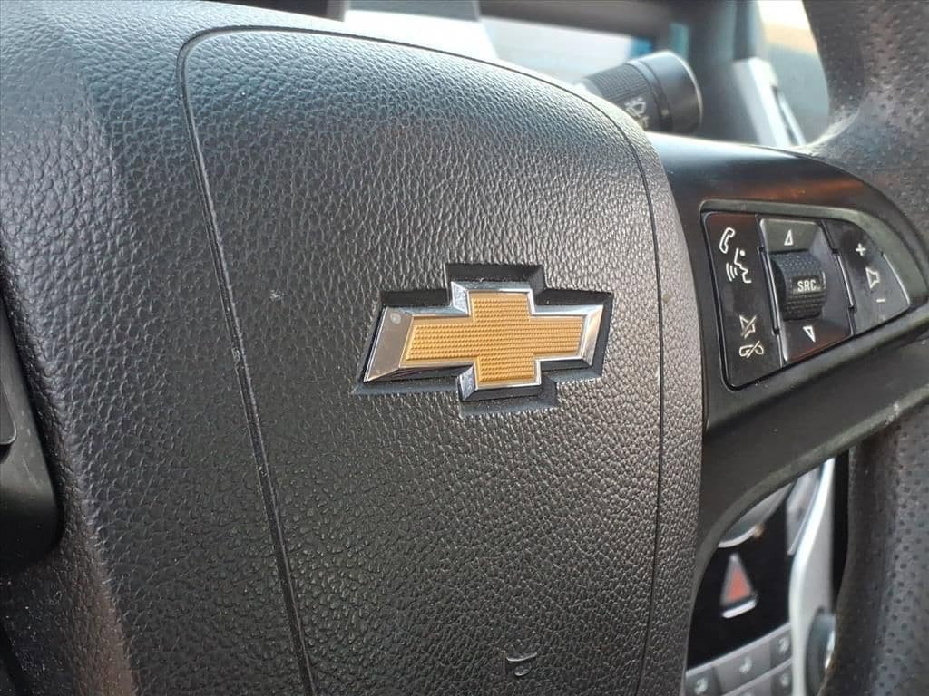 Used 2015 Chevrolet Cruze LT image 23