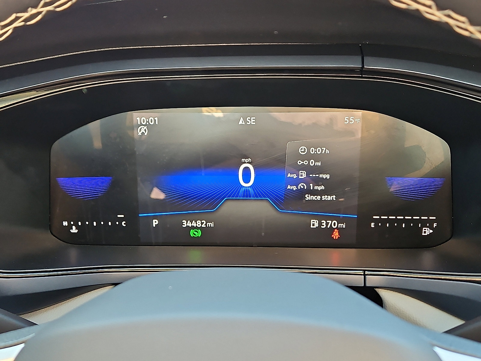 Certified 2023 Volkswagen Taos SE w/ Panoramic Sunroof Package image 18