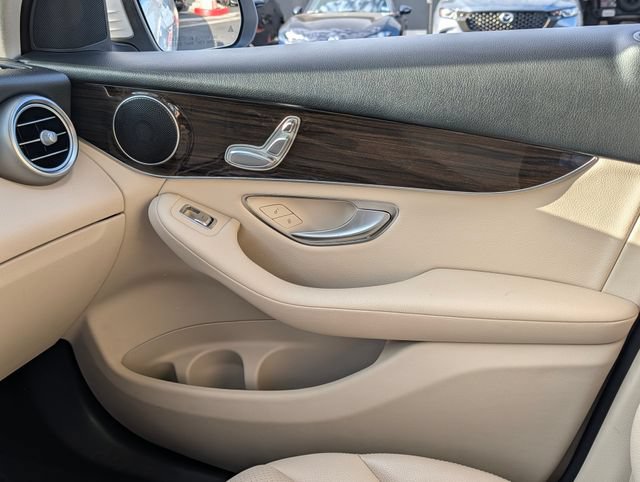 Used 2016 Mercedes-Benz GLC 300 image 25