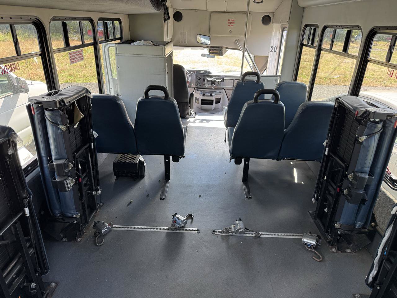 Used 2012 Ford E-450 and Econoline 450 Super Duty w/ Shuttle Bus Prep Pkg RWD image 9