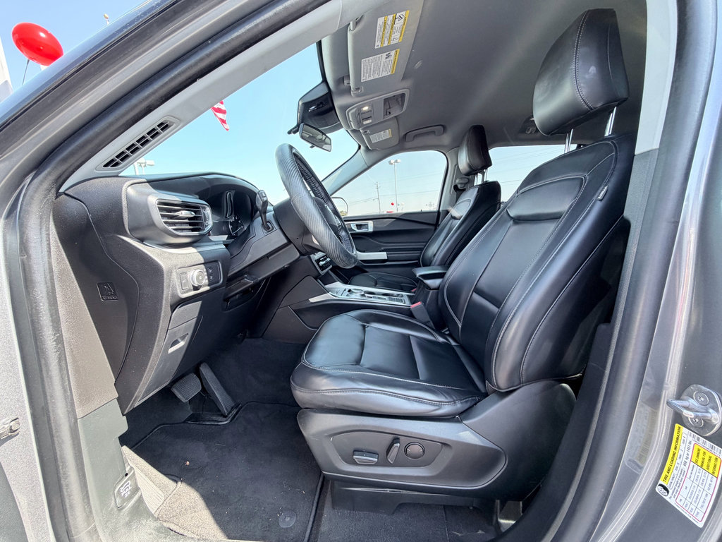 Used 2021 Ford Explorer XLT w/ Equipment Group 202A image 20