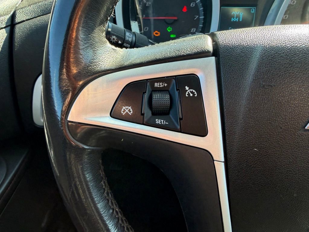 Used 2010 Chevrolet Equinox LT w/ Chrome Appearance Package image 11