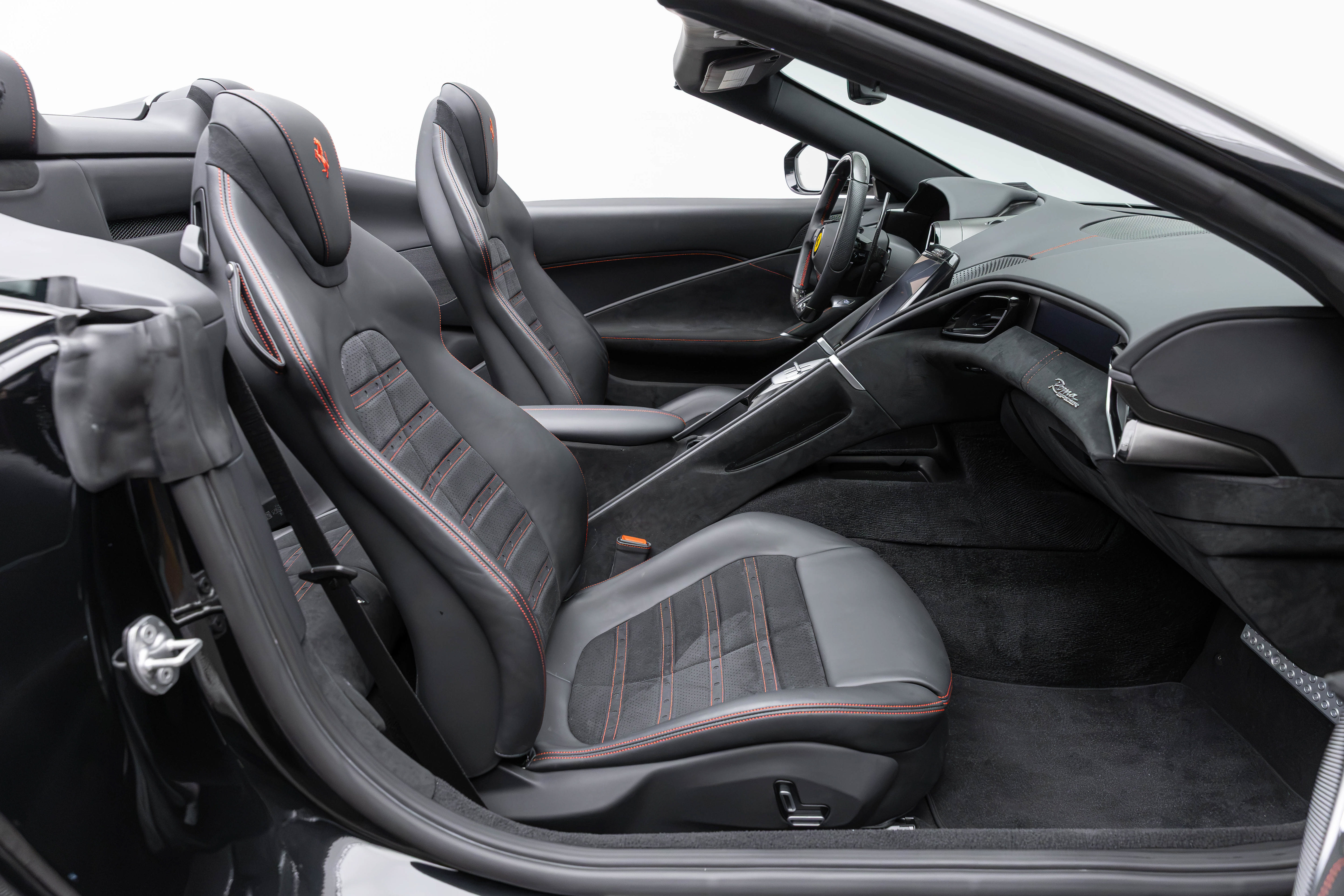 Certified 2025 Ferrari Roma Spider RWD image 54