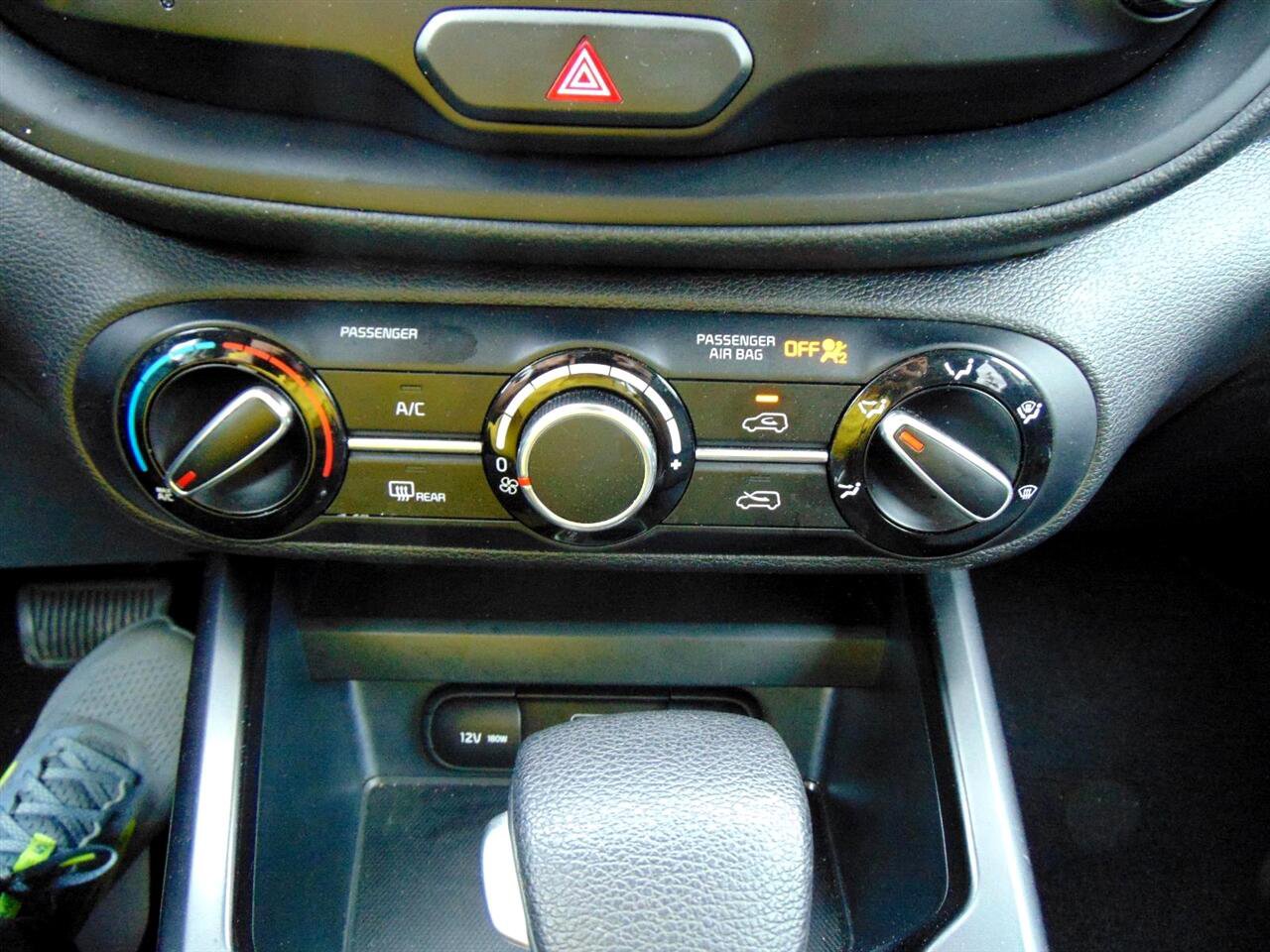 Used 2024 Kia Soul LX w/ Option Group 015 image 22