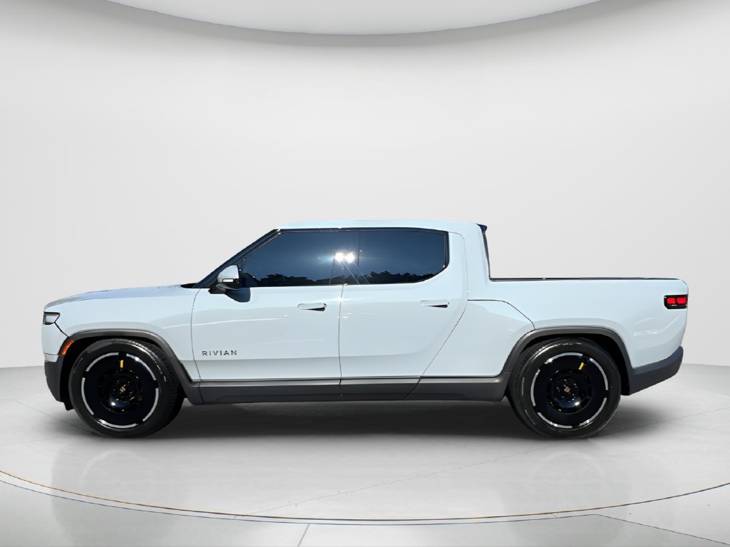Used 2025 Rivian R1T Adventure Dual AWD/4WD image 9