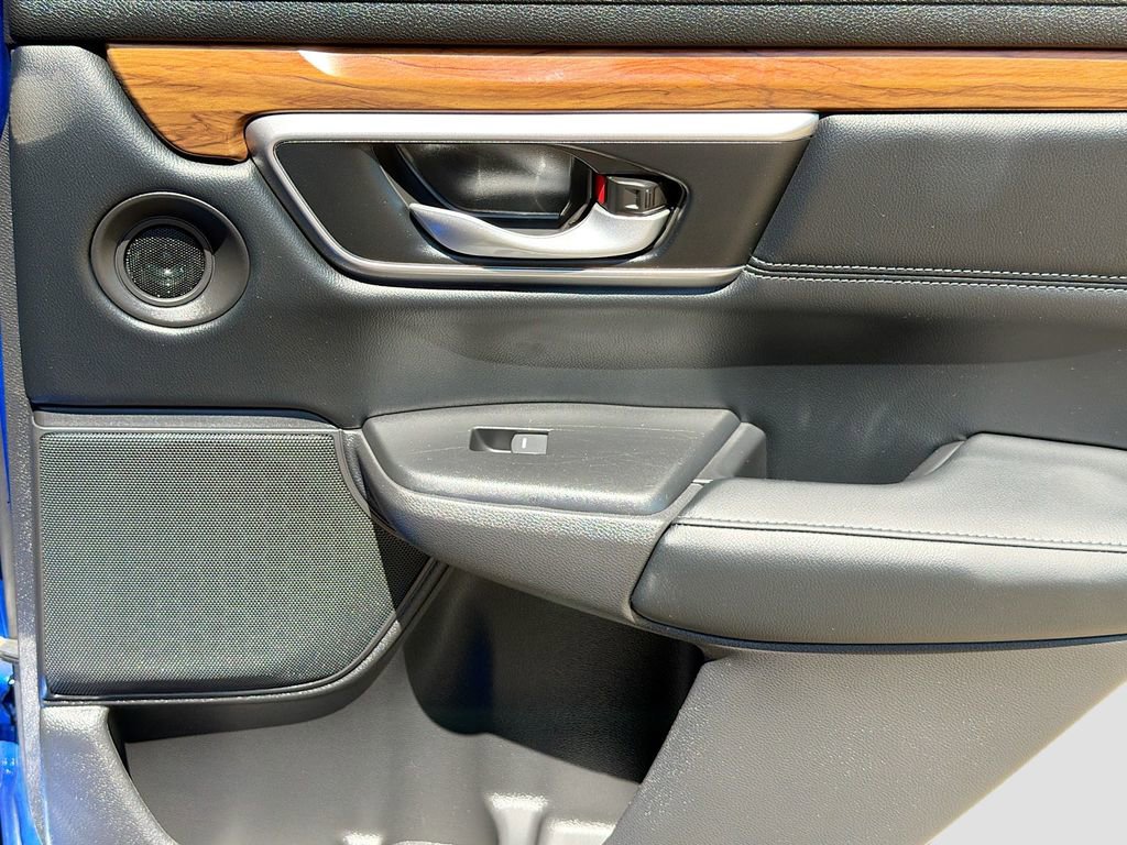 Used 2021 Honda CR-V Touring image 32
