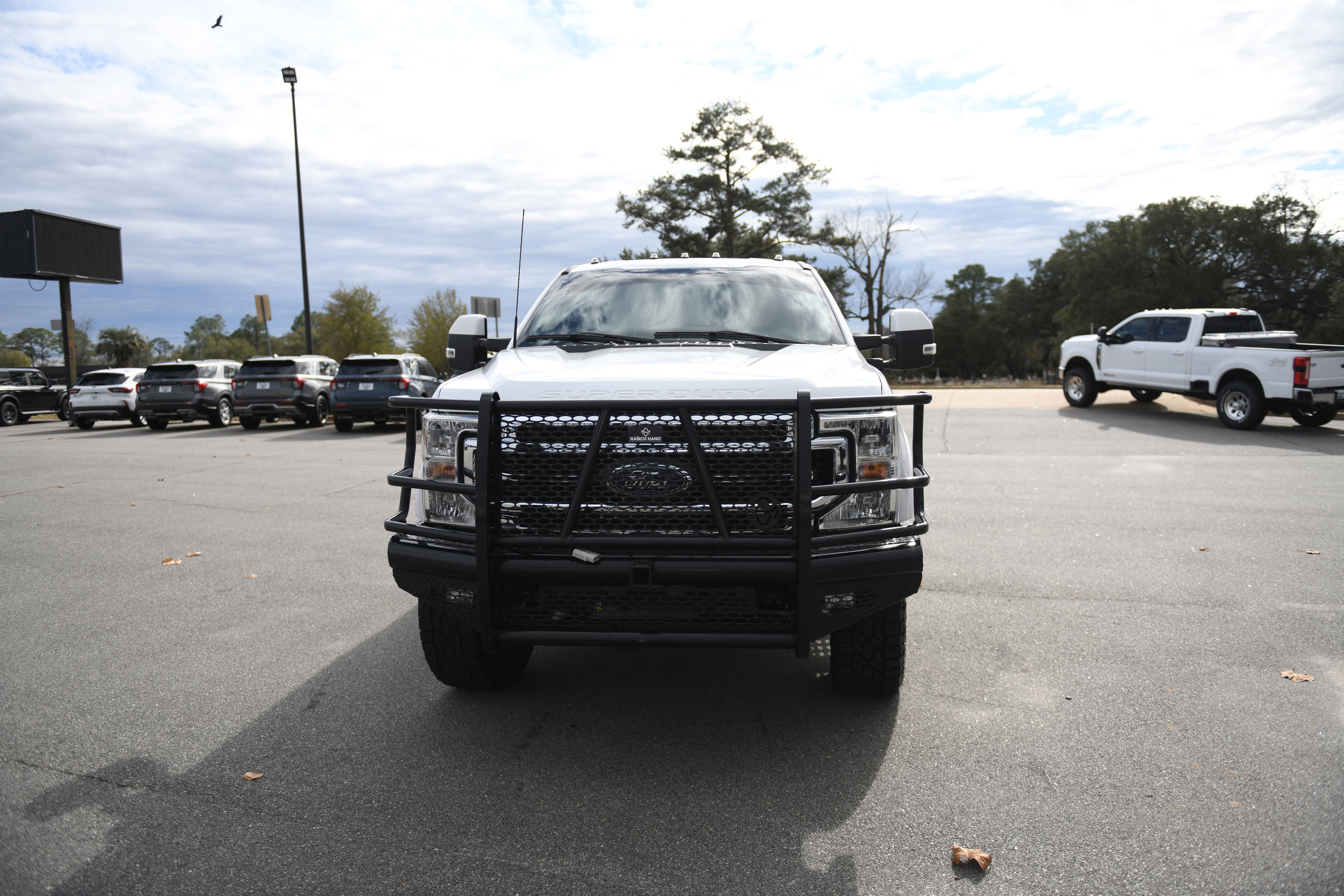 Used 2022 Ford F250 Lariat w/ Tremor Off-Road Package image 19