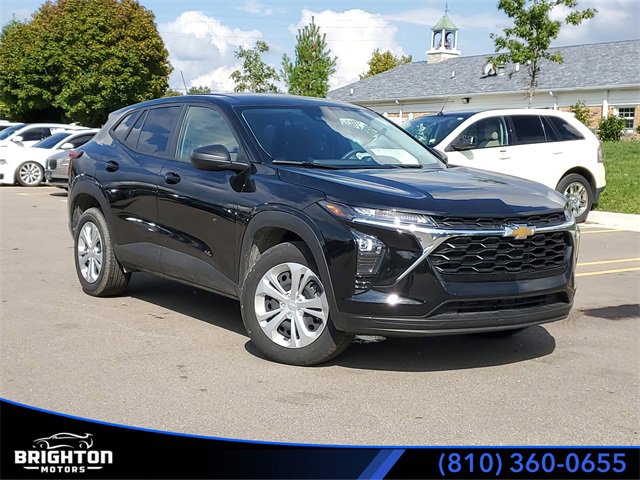 Used 2024 Chevrolet Trax LS