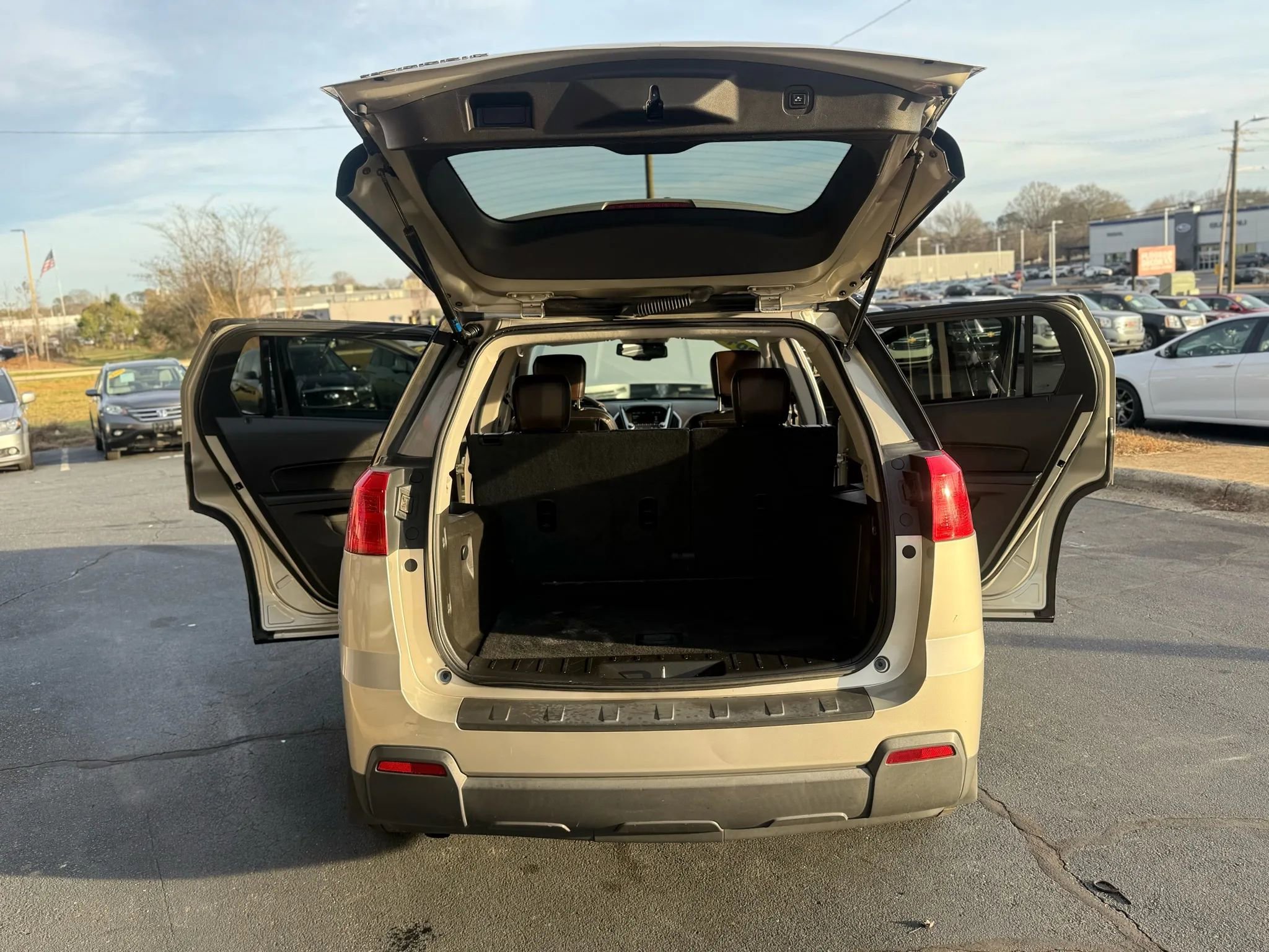 Used 2014 GMC Terrain SLT w/ LPO, Protection Package image 12