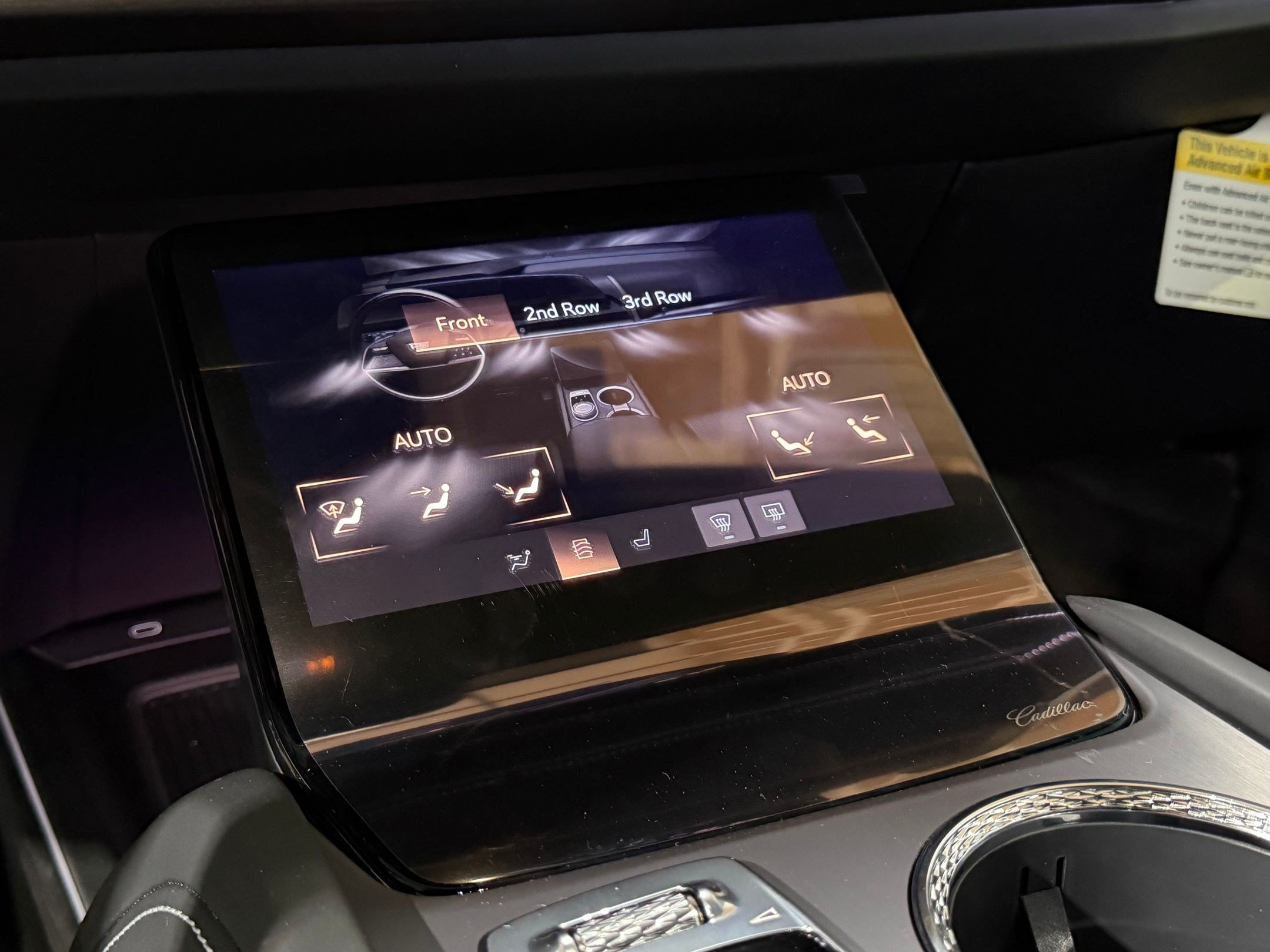 New 2027 Cadillac Vistiq Platinum AWD/4WD image 36
