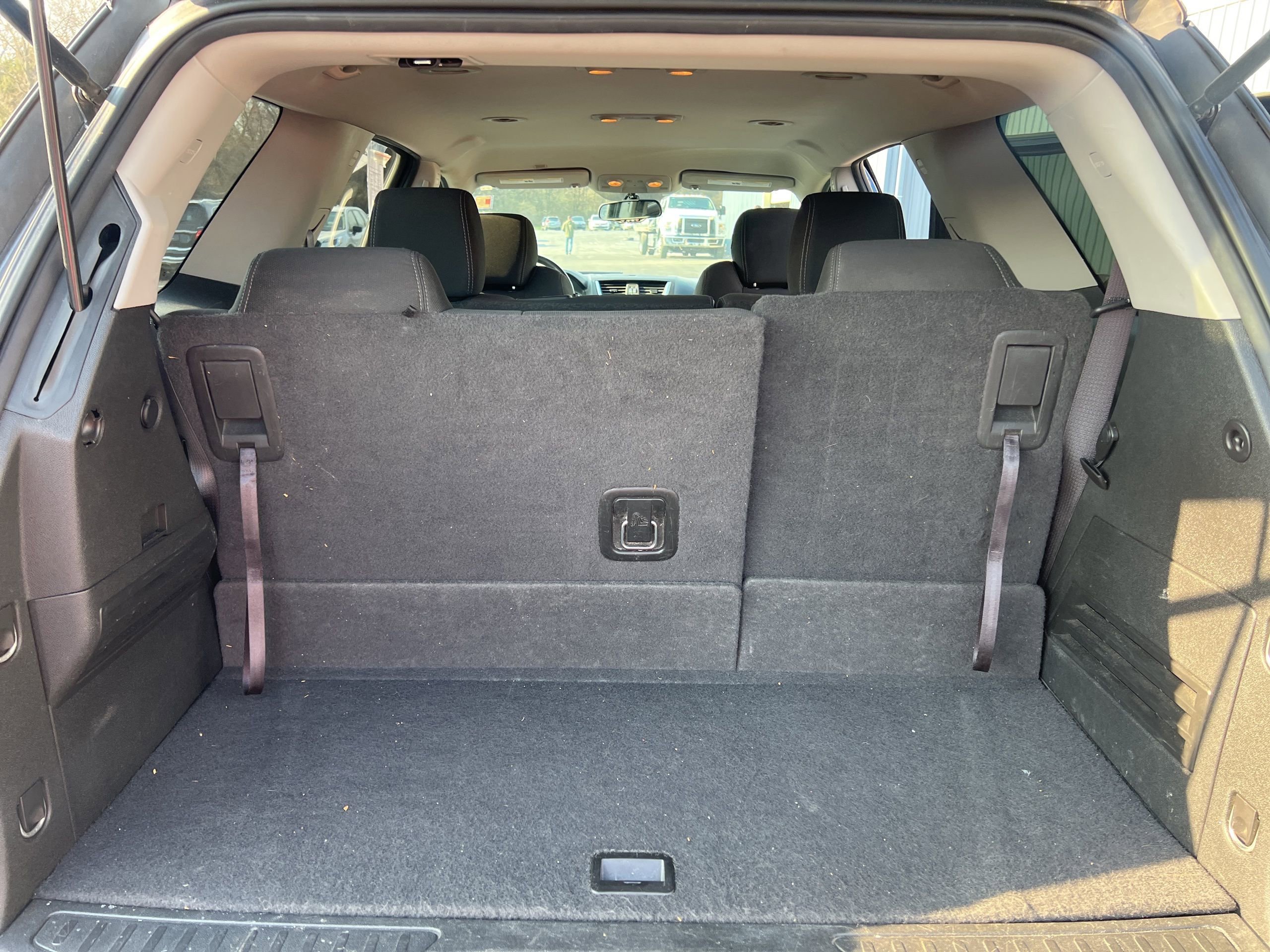 Used 2015 GMC Acadia SLE image 20