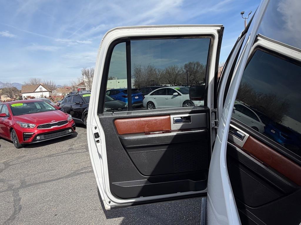 Used 2012 Ford Expedition EL King Ranch image 29