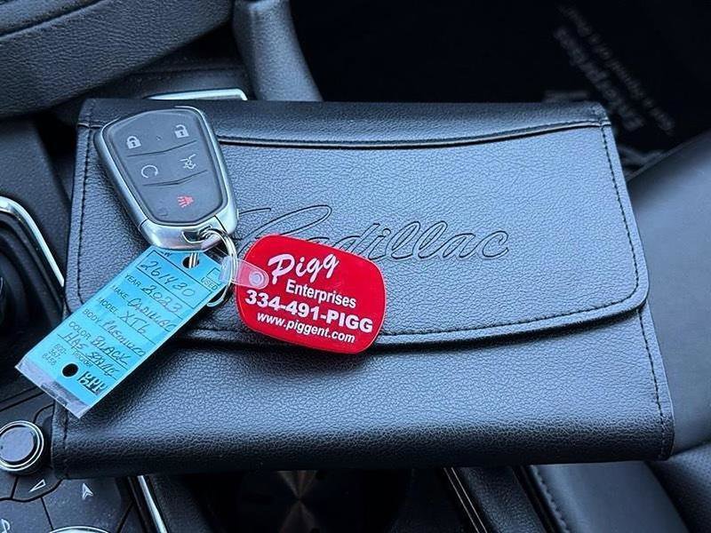 Used 2023 Cadillac XT6 Premium Luxury image 59