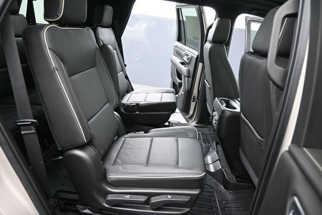Used 2021 GMC Yukon SLT w/ SLT Luxury Plus Package RWD image 29