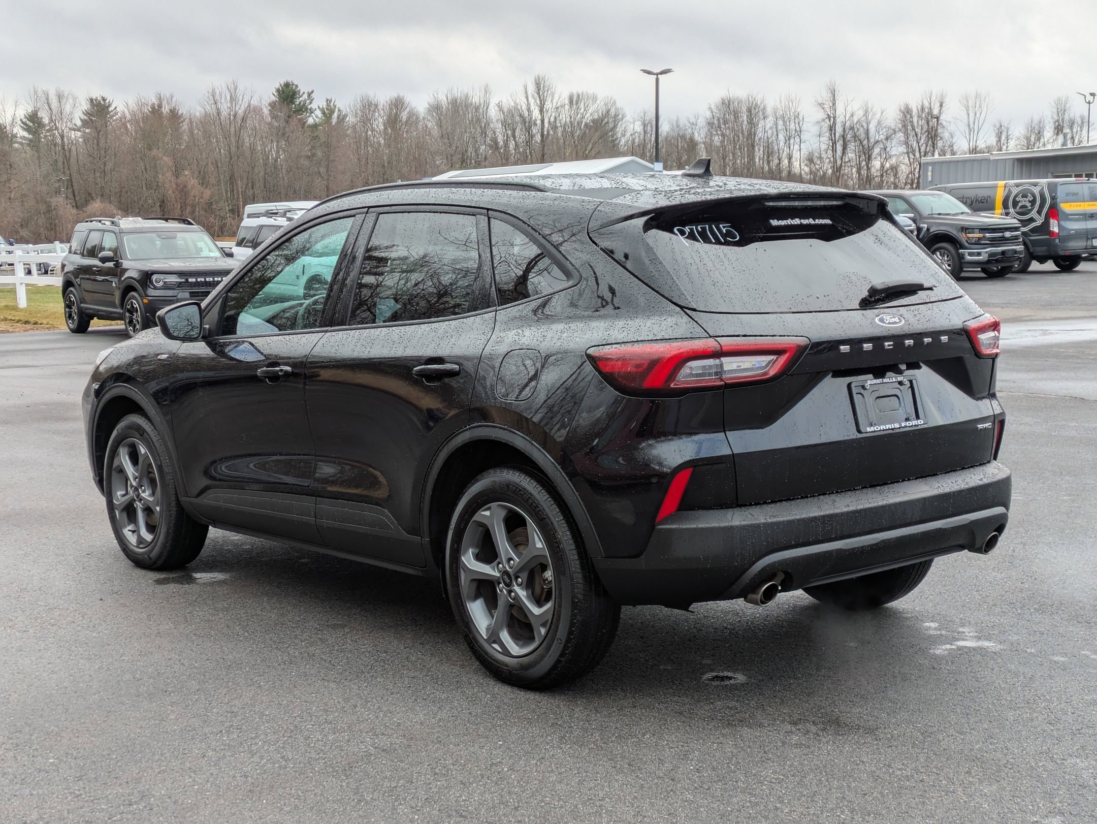 Certified 2025 Ford Escape ST-Line Select AWD/4WD image 4