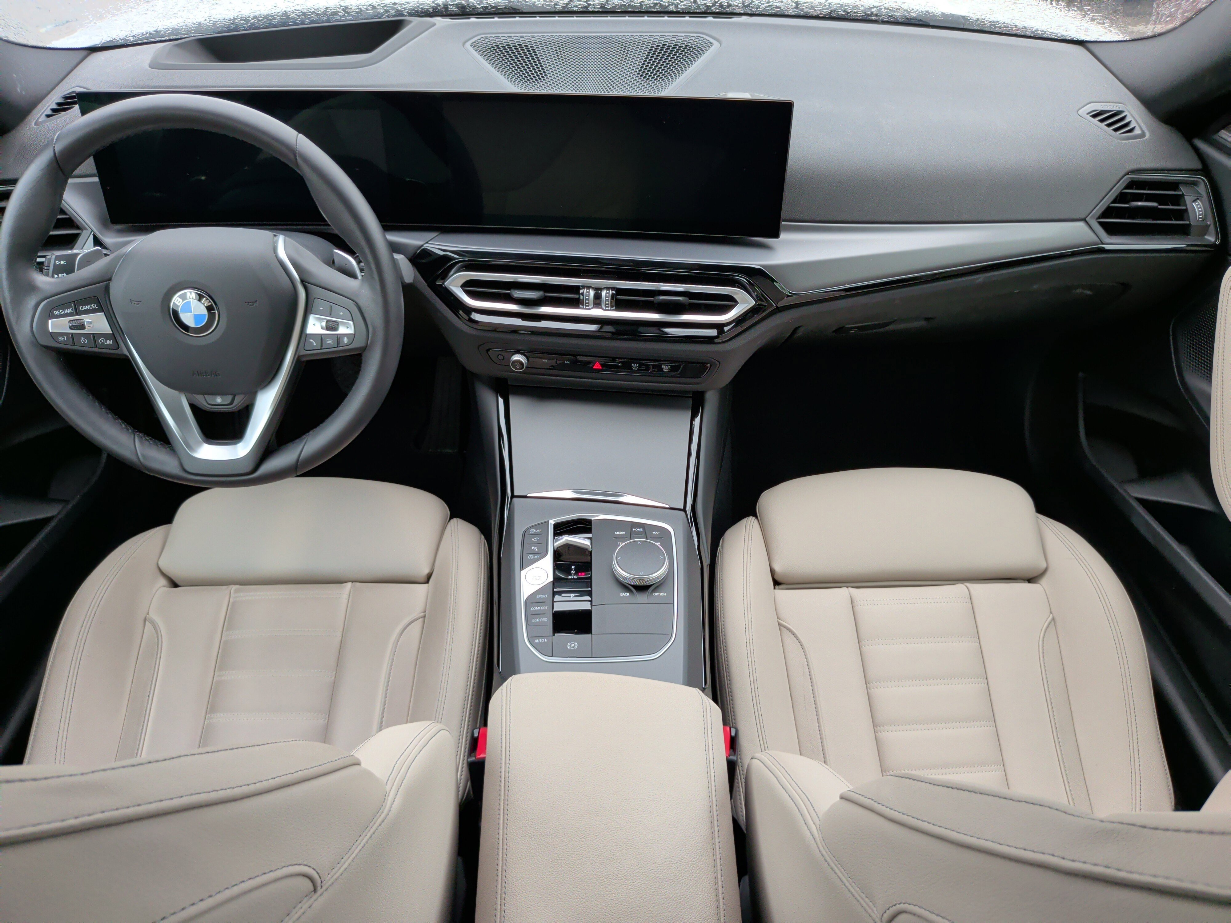 Certified 2024 BMW 230i xDrive Coupe w/ Premium Package image 31